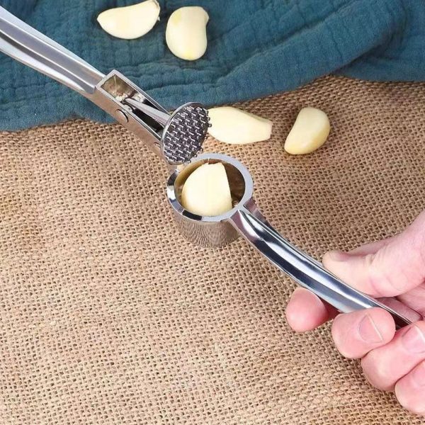 5-in-1 Multifunctional Garlic Press – Heavy Duty Garlic Mincer, Ginger Crusher & Nut Cracker/Cherry Pitter, Ergonomic Easy Squeeze, Rust Proof & Dishwasher Safe - Image 4
