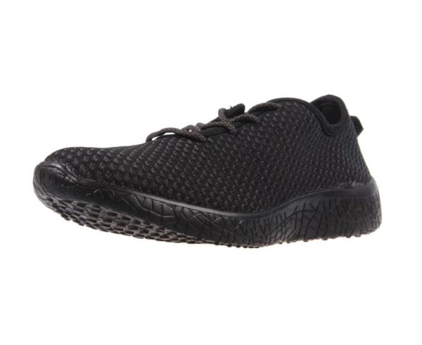 Aerosport Impress black sneaker, angled view
